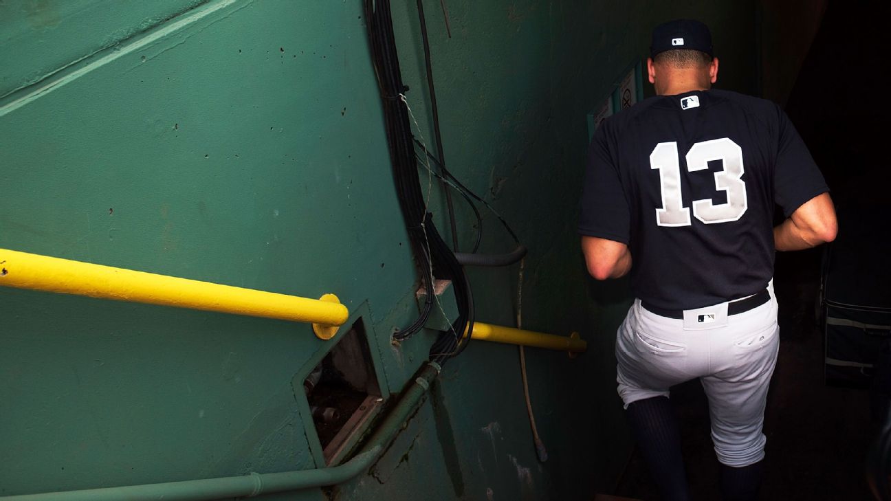 Yankees Alex Rodriguez and Derek Jeter are exchanging places in