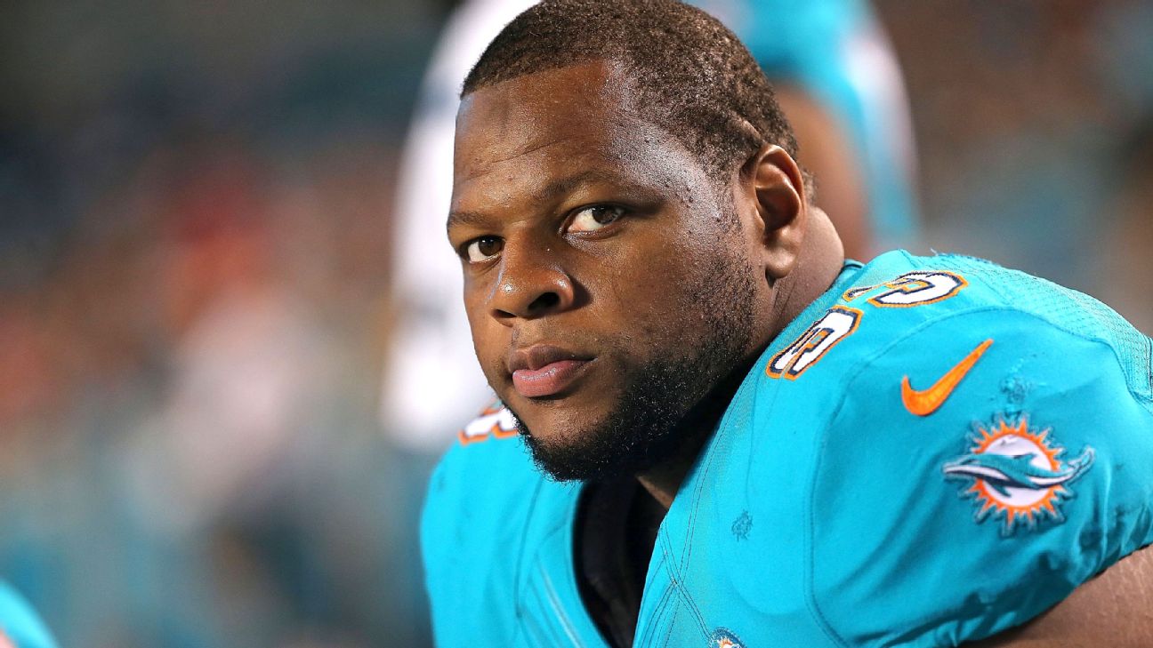 Former Lion Ndamukong Suh still available for easily expected reason