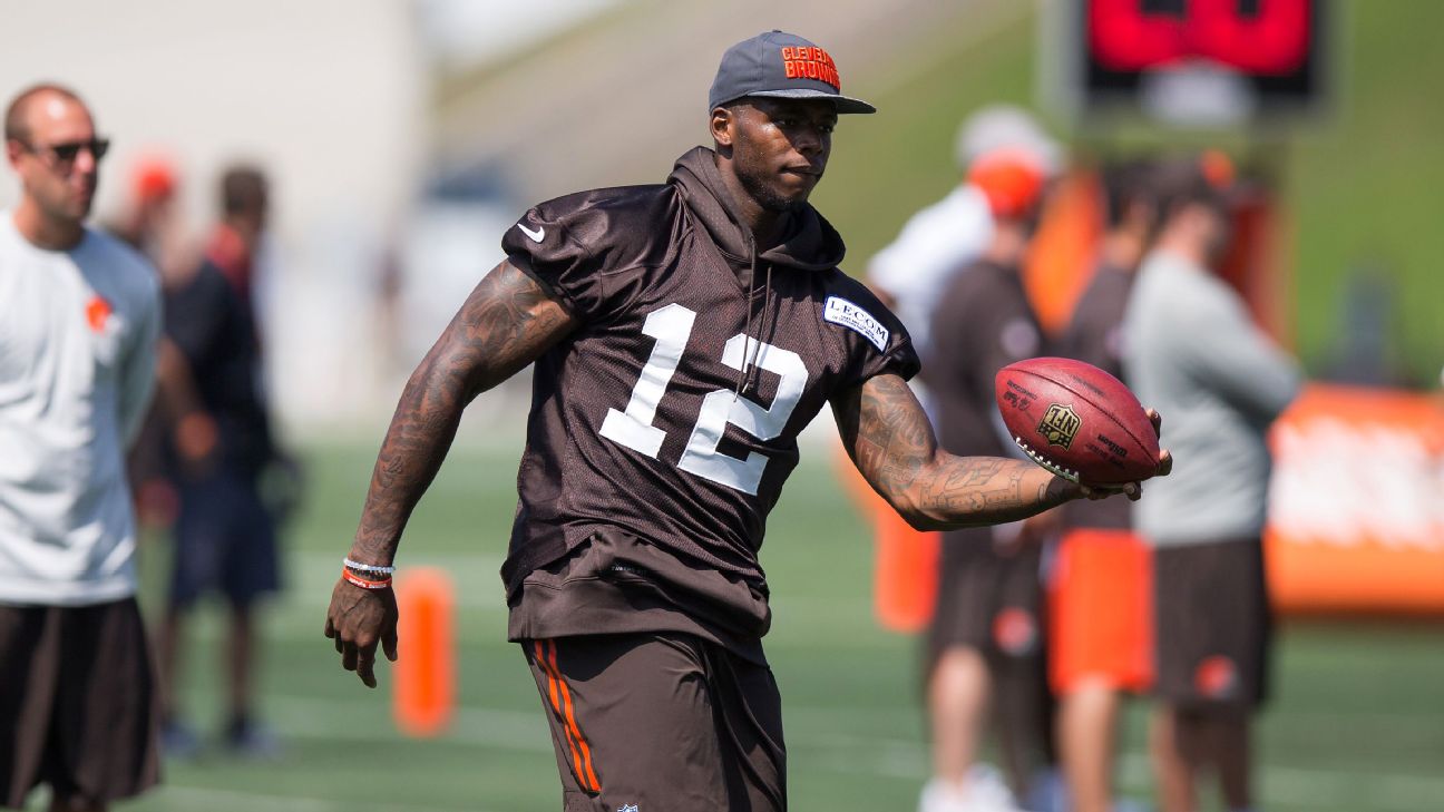 New England Patriots land Josh Gordon from Cleveland Browns in surprise  trade, NFL