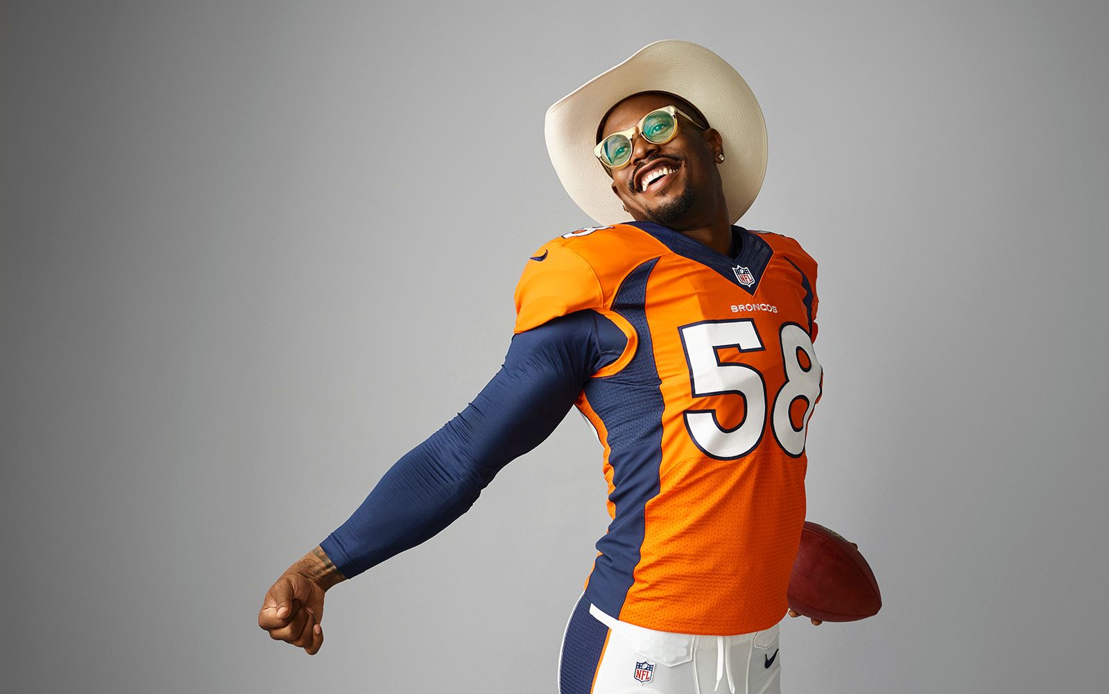 Denver Broncos star Von Miller has a new contract, new role and new  responsibilities