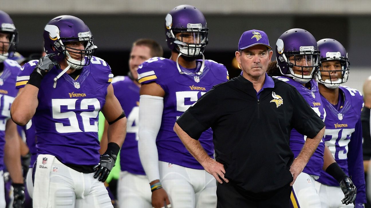 Minnesota Vikings on X: A look inside the #Vikings locker room before the  team took the field on Saturday night.  / X