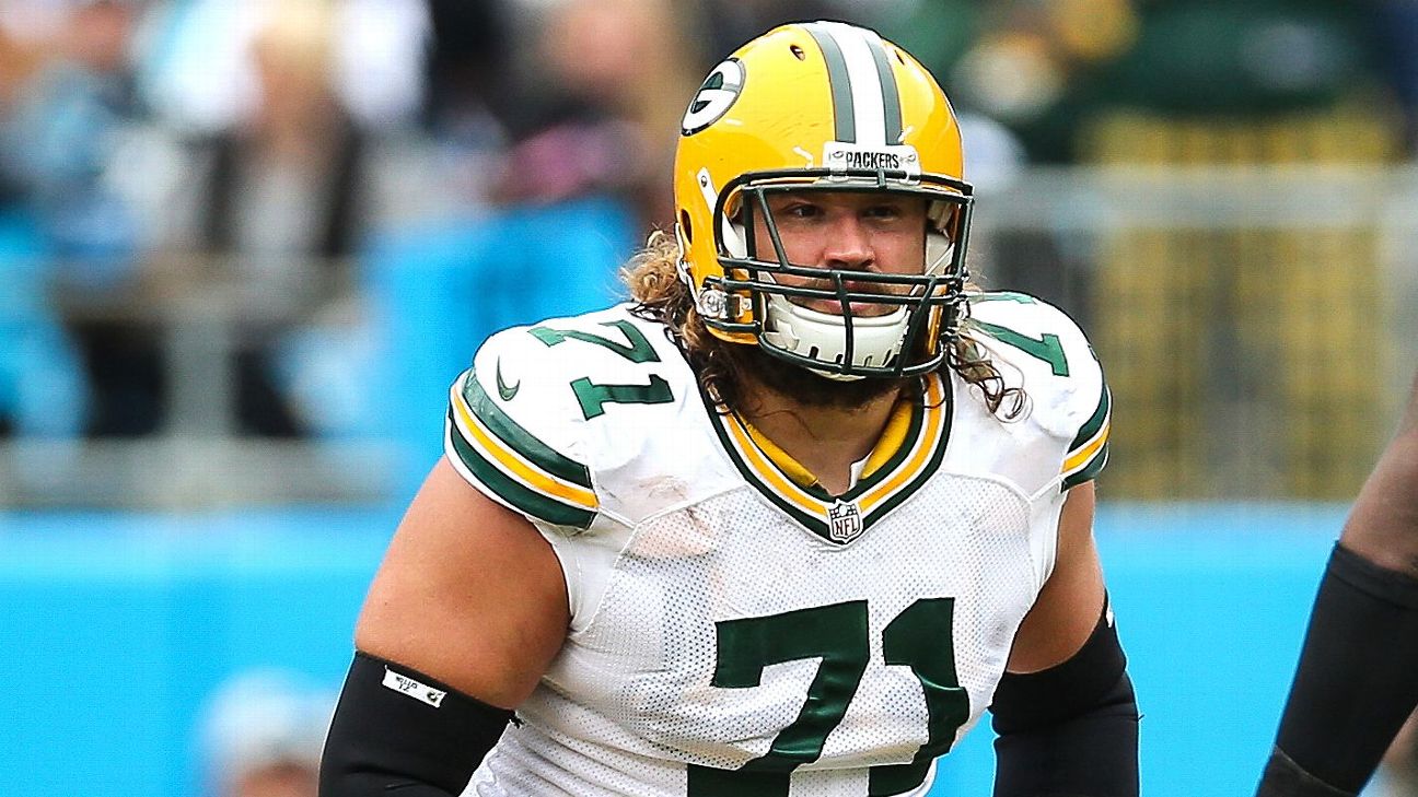 Packers release G Sitton