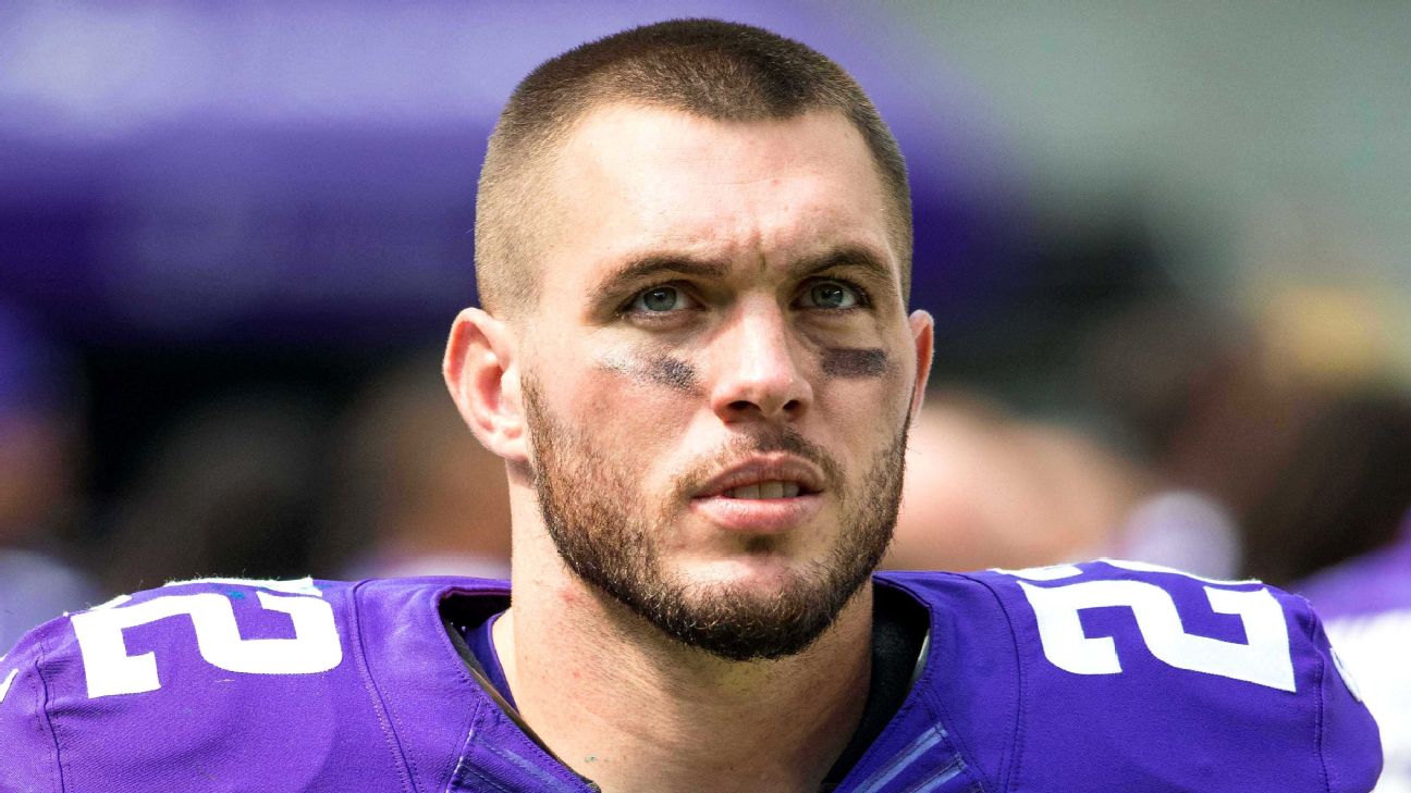 Harrison Smith Evaluated for Concussion from Eagles Game