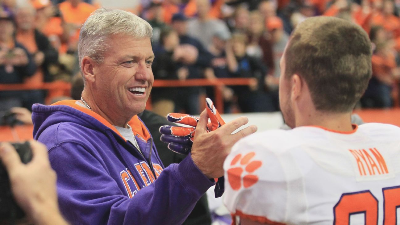 Rex Ryan criticized for attending son's game at Clemson on cut day