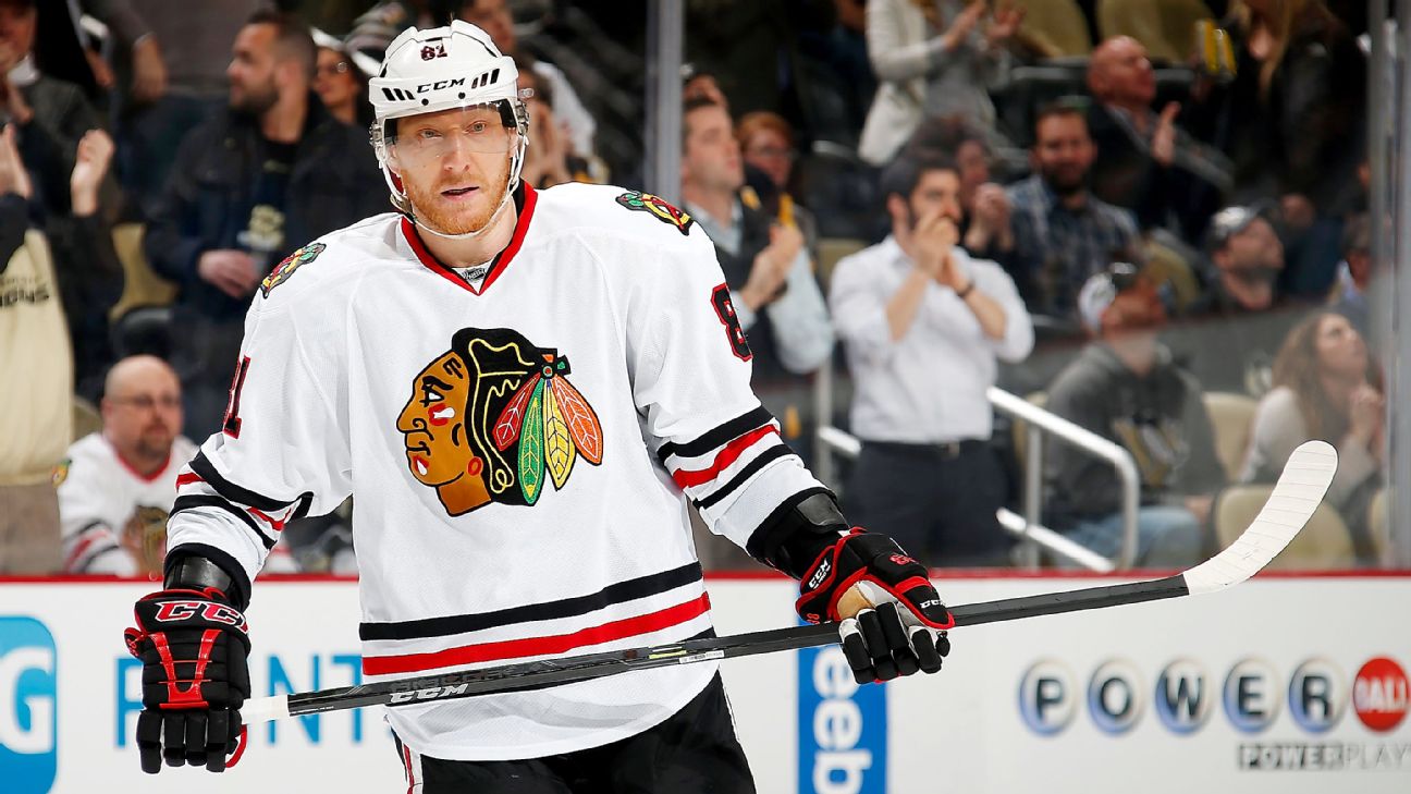 Marian Hossa to miss NHL season, reportedly due to allergy to hockey  equipment, Chicago Blackhawks
