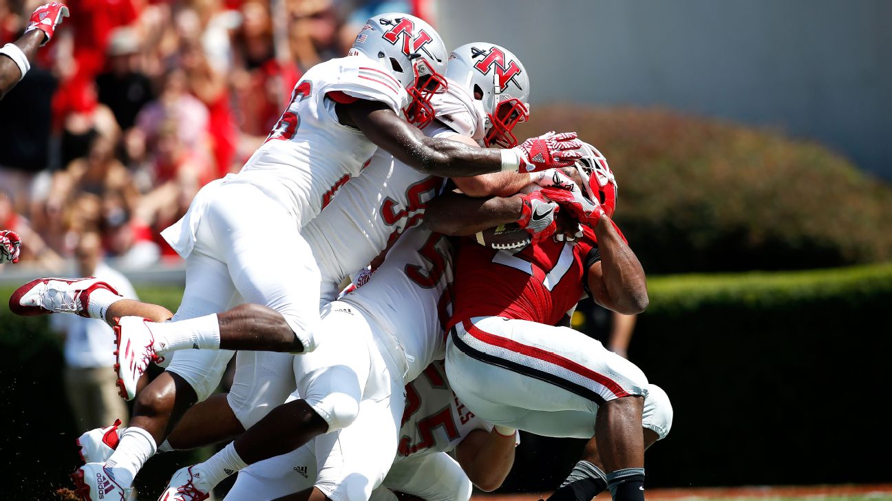 Brett McMurphy Explains Why Former Texas QB Shane Buechele Is Transferring  to SMU - Stadium