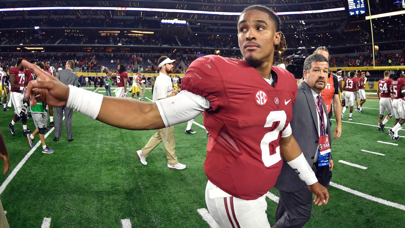 How Jalen Hurts adds to college football's freshman quarterback