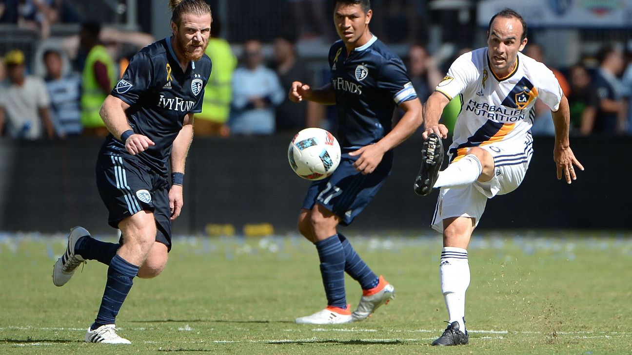 City SC can't hold lead, falls 2-1 to rival Sporting Kansas City