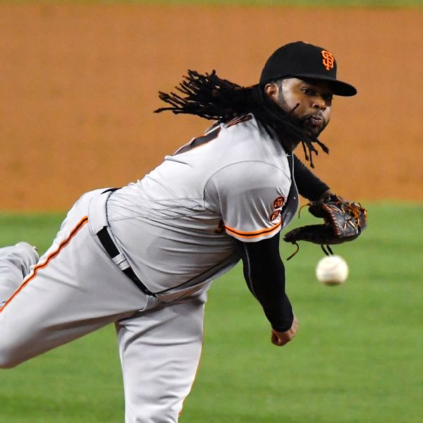 Johnny Cueto's 2022 option declined by Giants