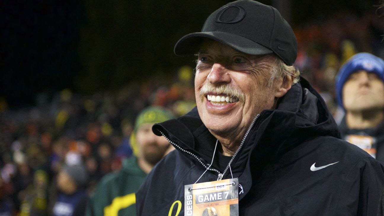 Phil Knight says he's not interested in buying Trail Blazers