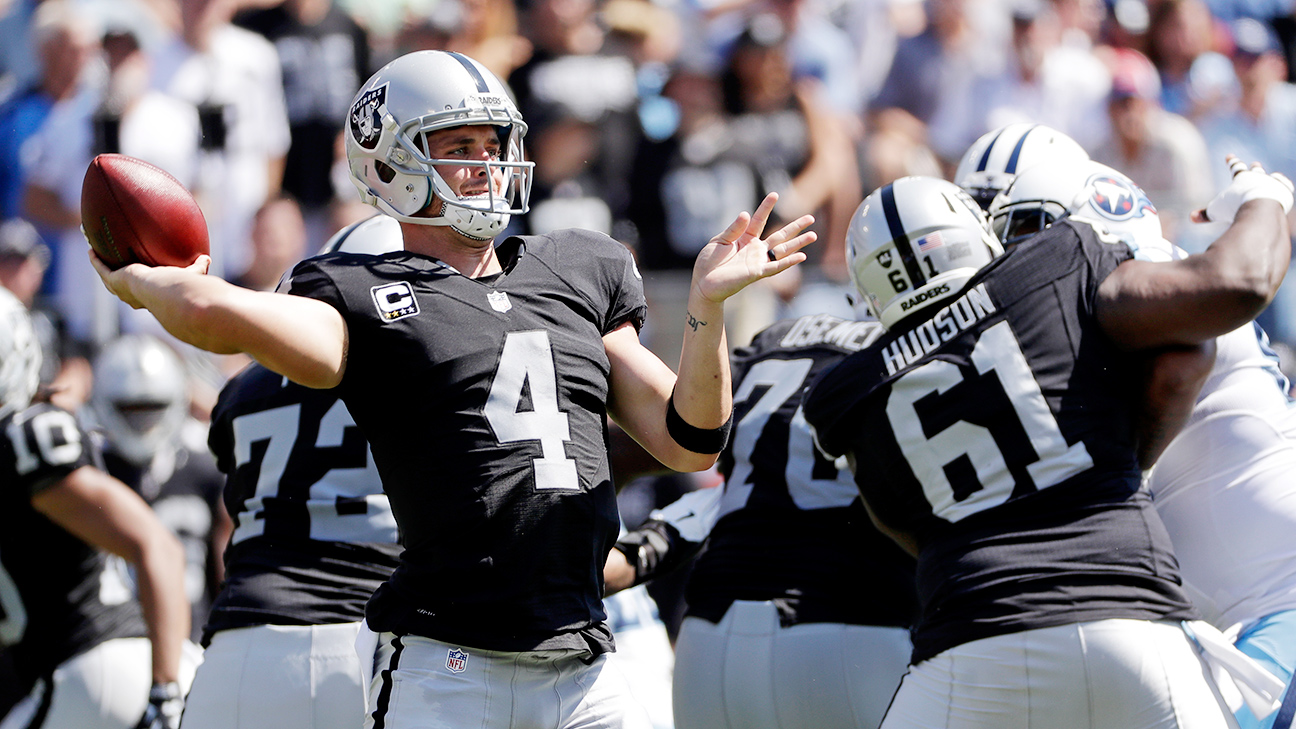 Derek Carr's Play Action TD to Marcel Reece, Broncos vs. Raiders