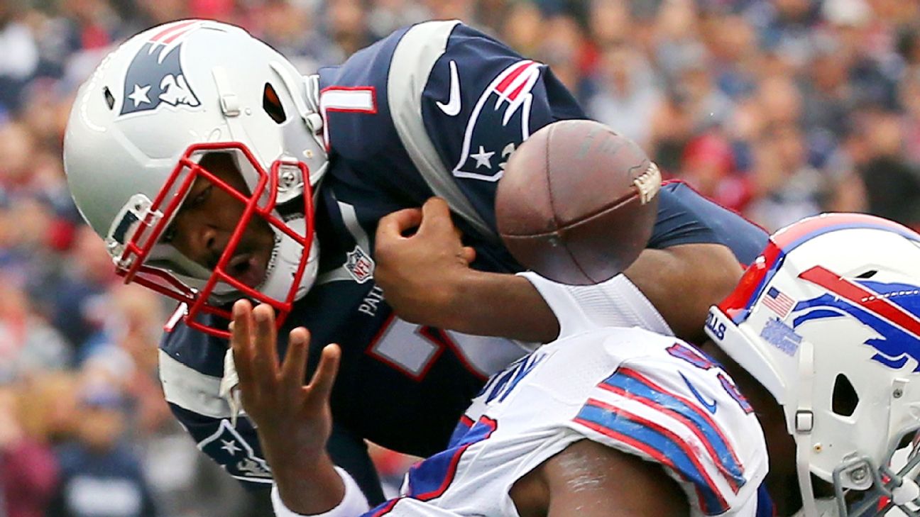 3 standout stars for Patriots in Week 9 blowout victory over Colts