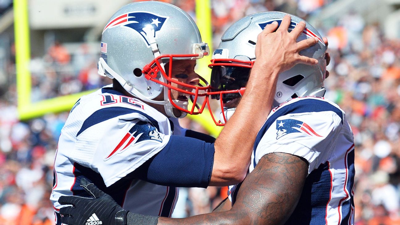 Tom Brady Scrambles & Sprints for a Huge 1st Down!, Patriots vs. Broncos