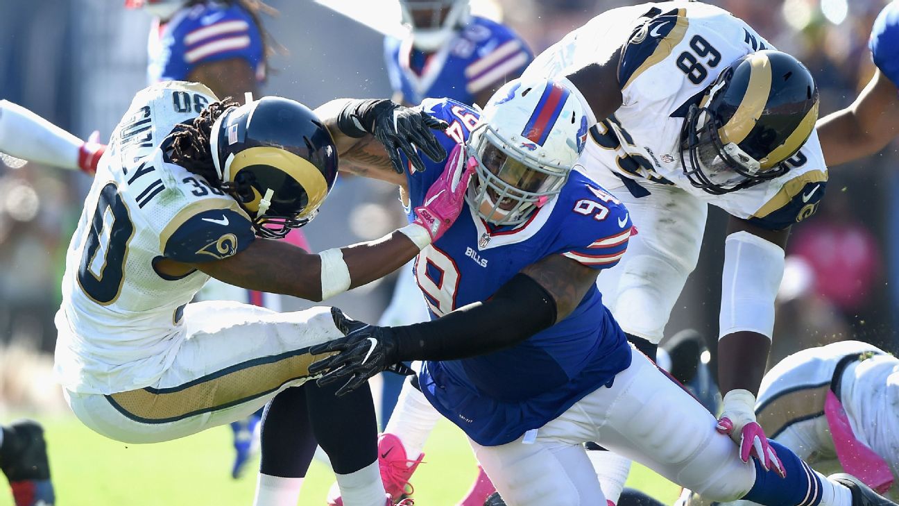 Los Angeles Rams running back Todd Gurley runs the ball for a gain