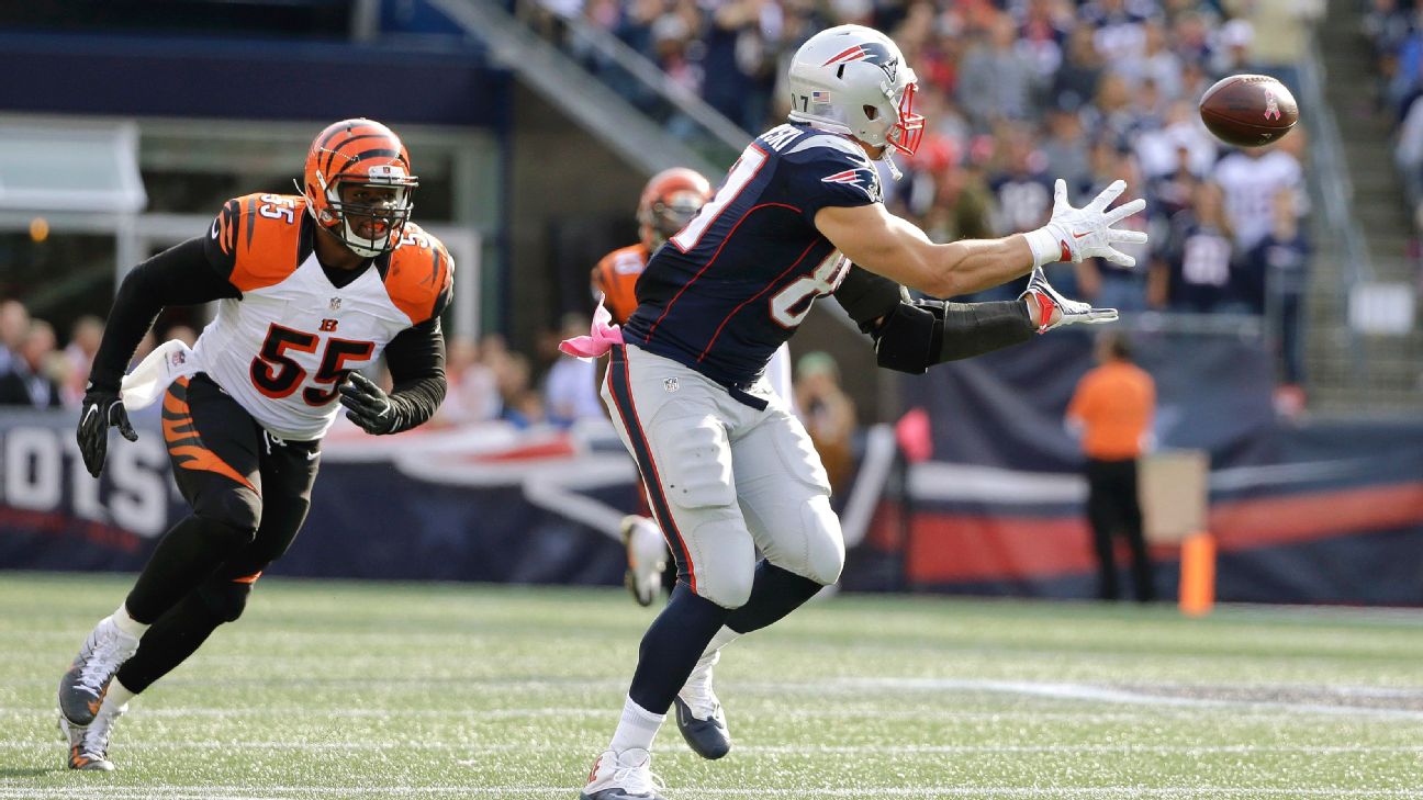 Gronk too much for the Bengals