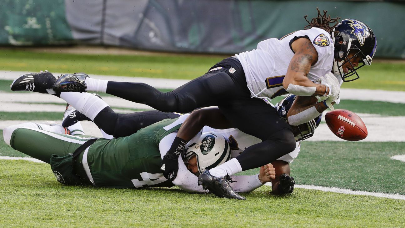 Joe Flacco-led offense struggles mightily in Jets' season-opening loss to  Ravens - CBS New York