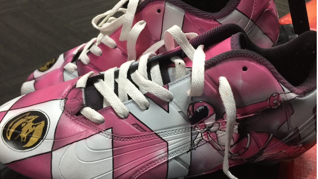 Dallas Cowboys Wear Pink Cleats for Breast Cancer Awareness Month