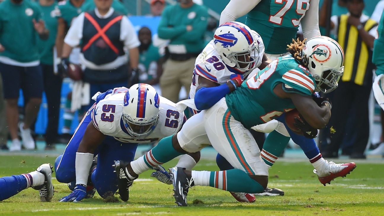 Miami Dolphins running back Jay Ajayi mic'd up before 49ers game