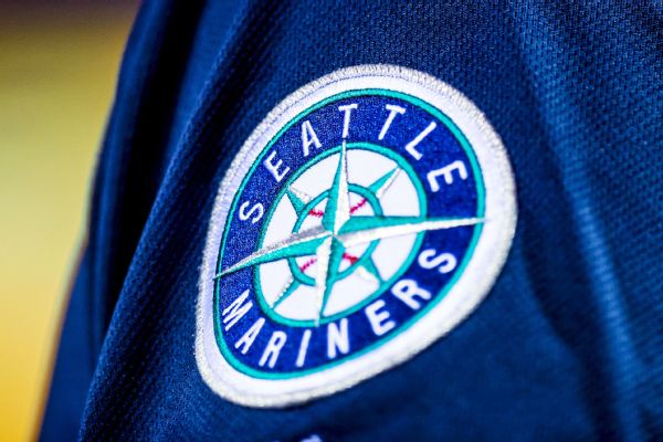 Mariners fire newly hired bench coach, OC Brown