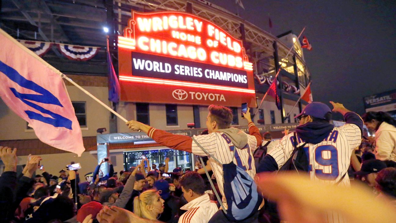 Party like it's 1908 -- Chicago celebrates first Cubs World Series win in  108 years - ESPN