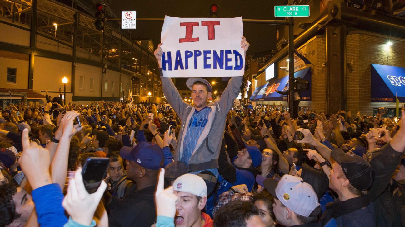 Cubs fans go crazy after World Series win