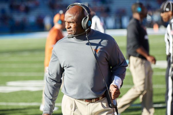 Charlie Strong agrees to become South Florida Bulls' next head coach
