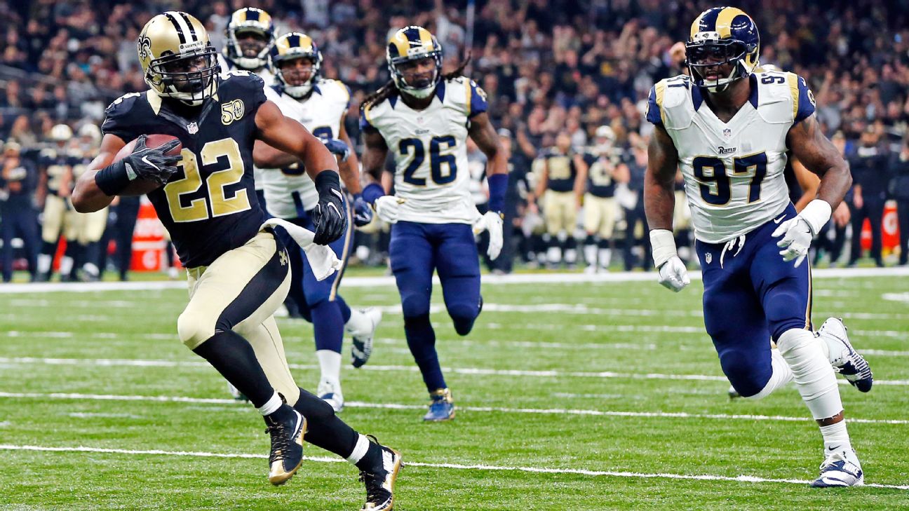 New Orleans Saints running back Mark Ingram (22) goes 50 yards for a  touchdown with under two minutes left in the game with New York Jets at the  Mercedes-Benz Superdome in New