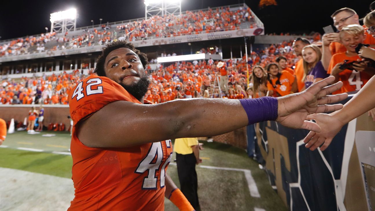 Wednesday Insider: Christian Wilkins chasing history in spring