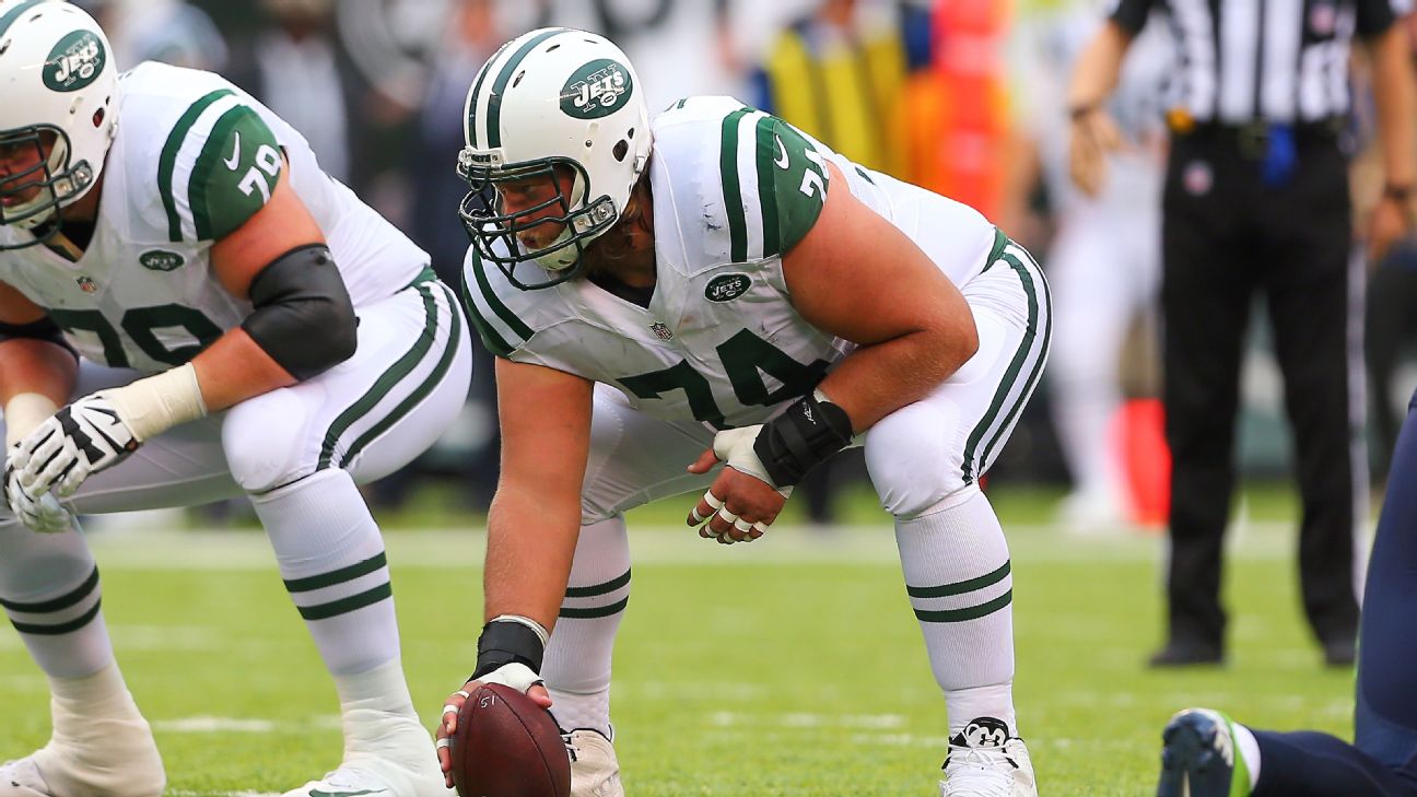 From left, New York Jets tackle D'Brickashaw Ferguson, center Nick