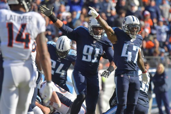 Julius Peppers, Ha Ha Clinton-Dix, B.J. Raji in sideline altercation - ABC7  New York