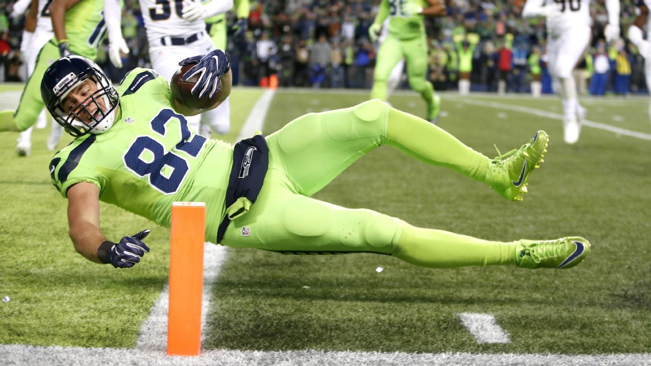 Seattle Seahawks Tight end Jimmy Graham #88 celebrates with tightened Luke  Willson after catching a 35-yard touchdown pass from Russell Wilson against  the Philadelphia in the second quarter.at CenturyLink Field in Seattle