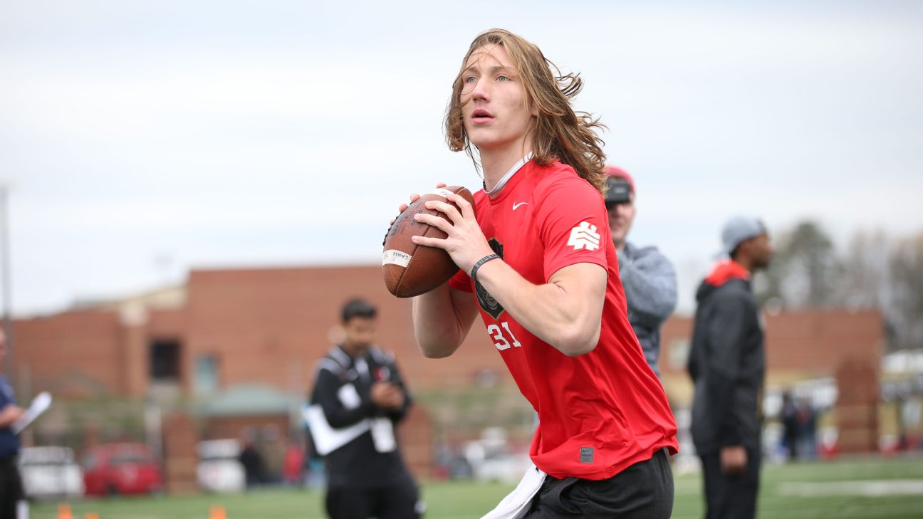 Clemson Tigers land Trevor Lawrence, No. 1 QB recruit of 2018 - ESPN