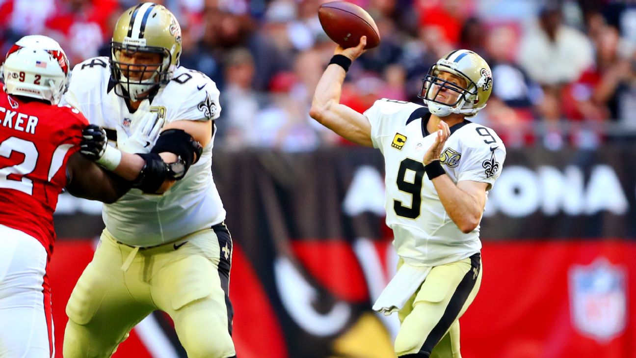 New Orleans Saints quarterback Drew Brees (9) was 17 of 28 for 186