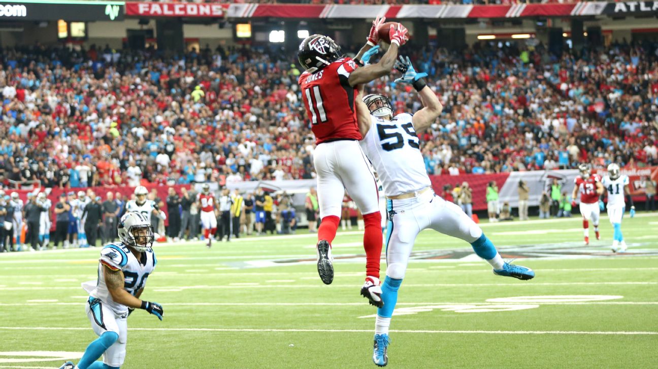 Atlanta Falcons wide receiver Julio Jones makes a leaping catch