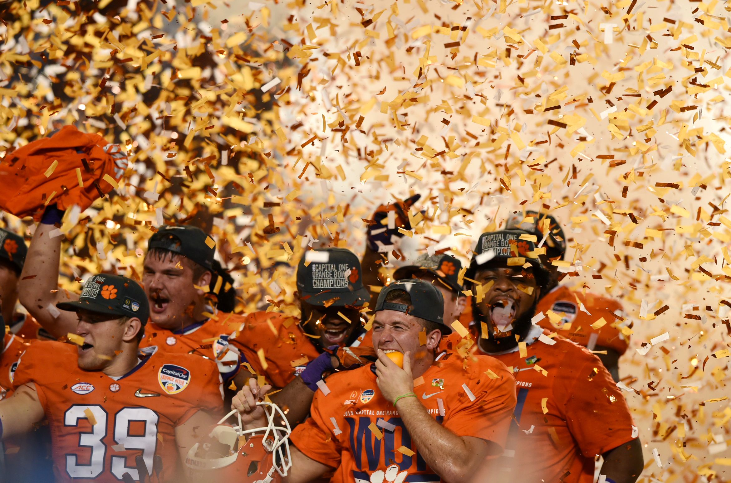 Oranges And Confetti - Orange Bowl Photos: Oklahoma Vs. Clemson - Espn