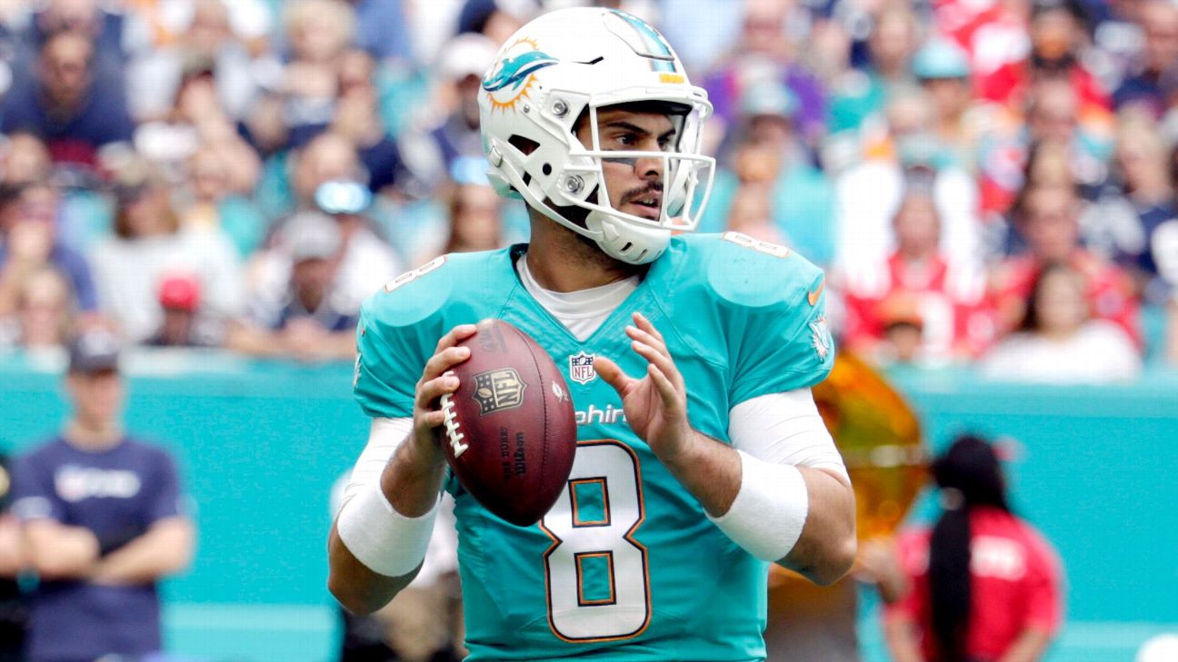 Matt Moore is in control for Dolphins, but is he enough for playoff push?