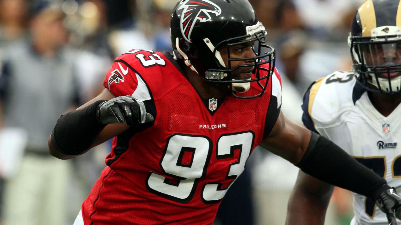 Pass rusher Dwight Freeney chooses to sign with Falcons over Bengals