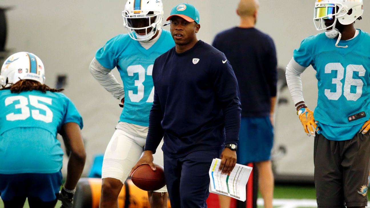 Broncos coach Vance Joseph still prioritizing winning over