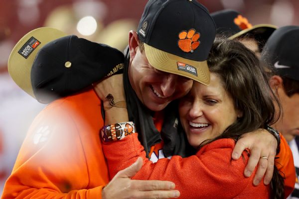 Dabo Swinneys Son Signs With Clemson As Walk On 6abccom