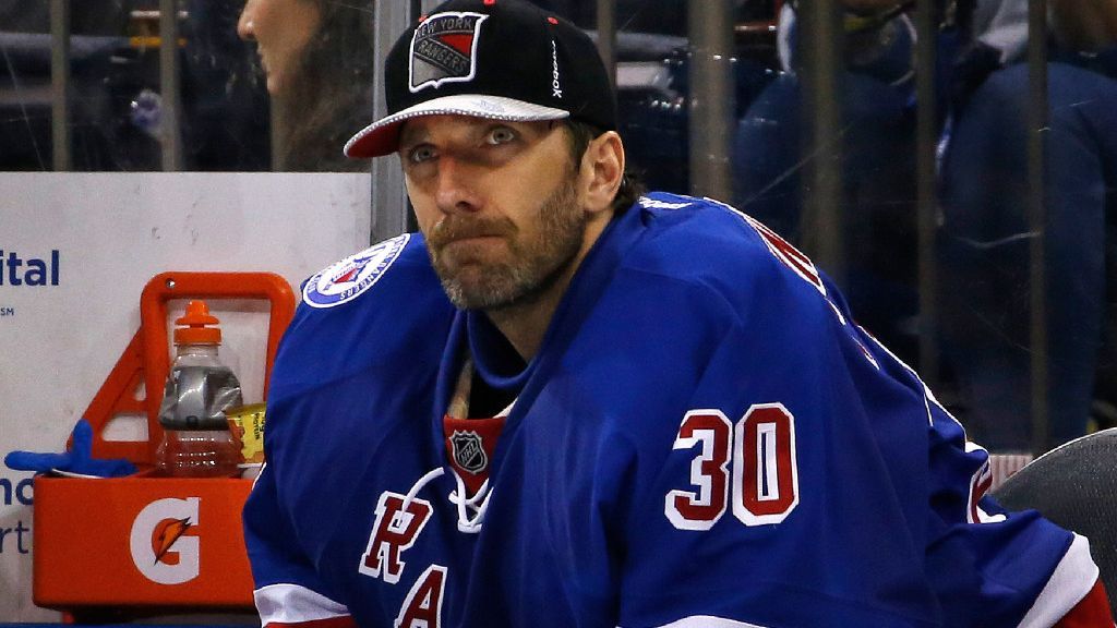Rangers Goaltender Henrik Lundqvist Sidelined by Hip Injury - The New York  Times