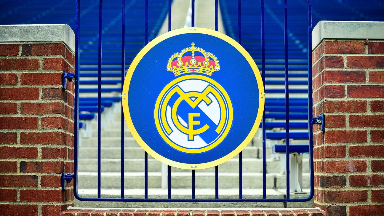 Real Madrid memanggil rapat dewan untuk membahas skandal wasit Barcelona
