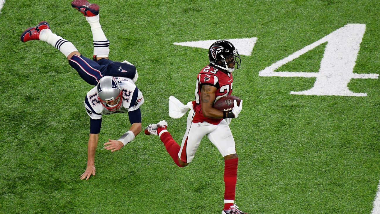 Deion Jones tore the ball right from LeGarrette Blount's hands to force the  1st fumble of Super Bowl 51 