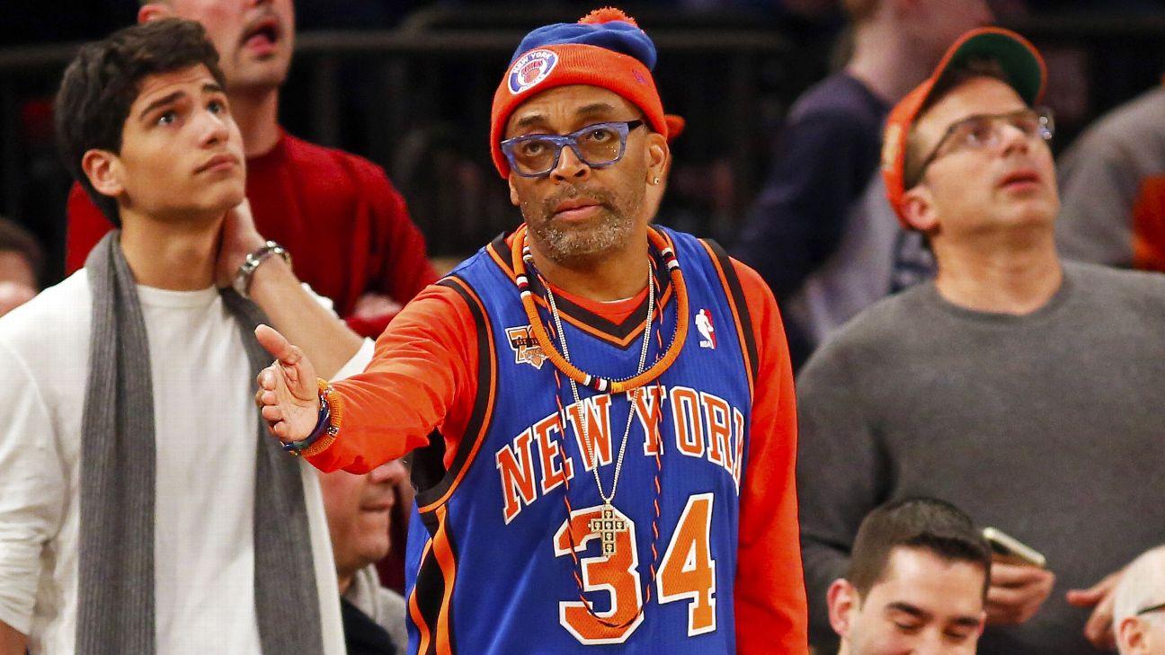 Photos: Basketball Superfans at an MSG Knicks-Lakers game