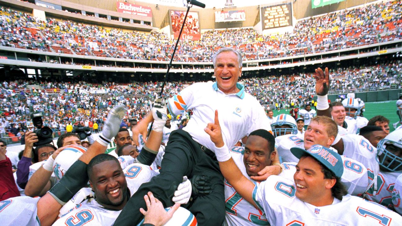 South Florida Community Reacts to Don Shula's Death 