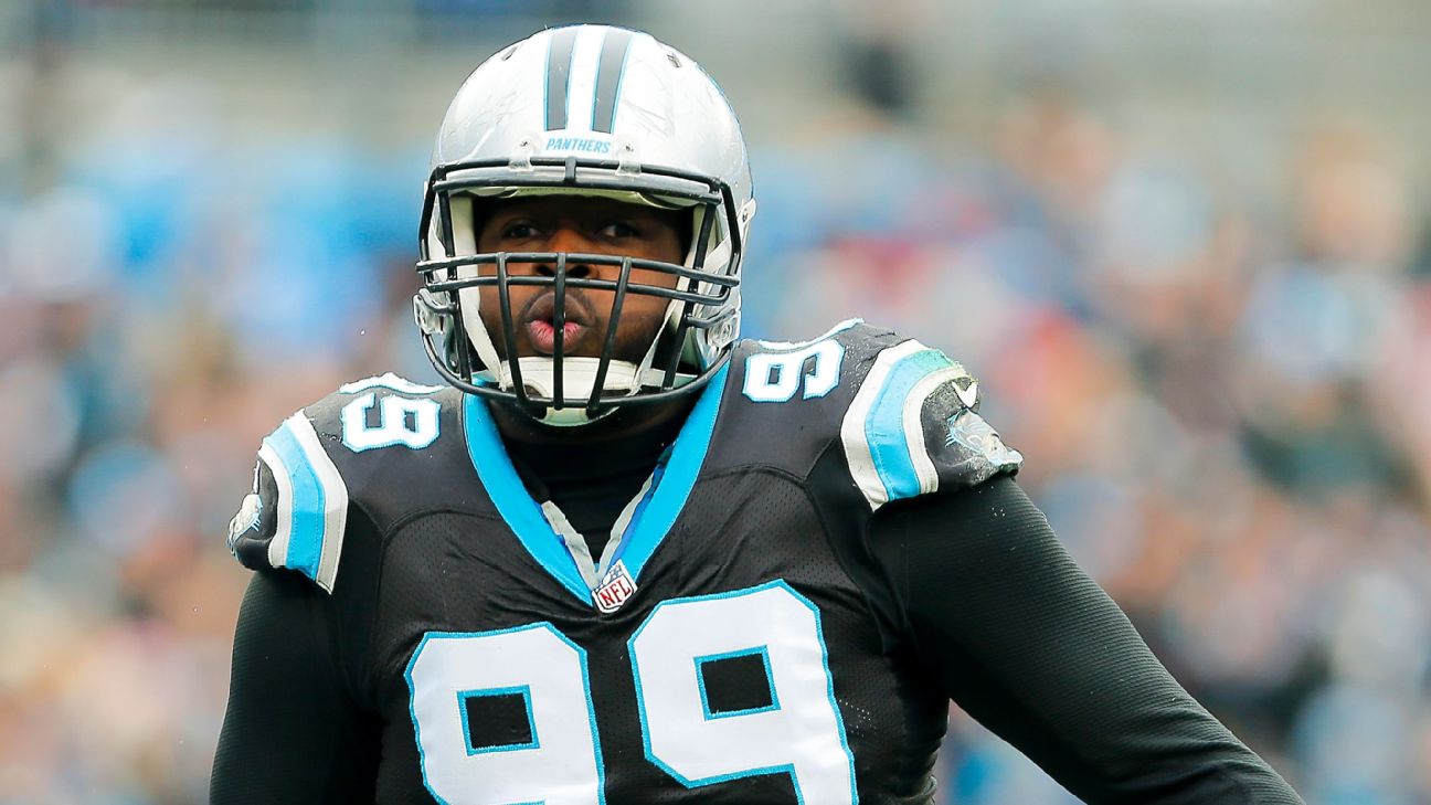 Panthers place non-exclusive franchise tag on defensive tackle Kawann Short  