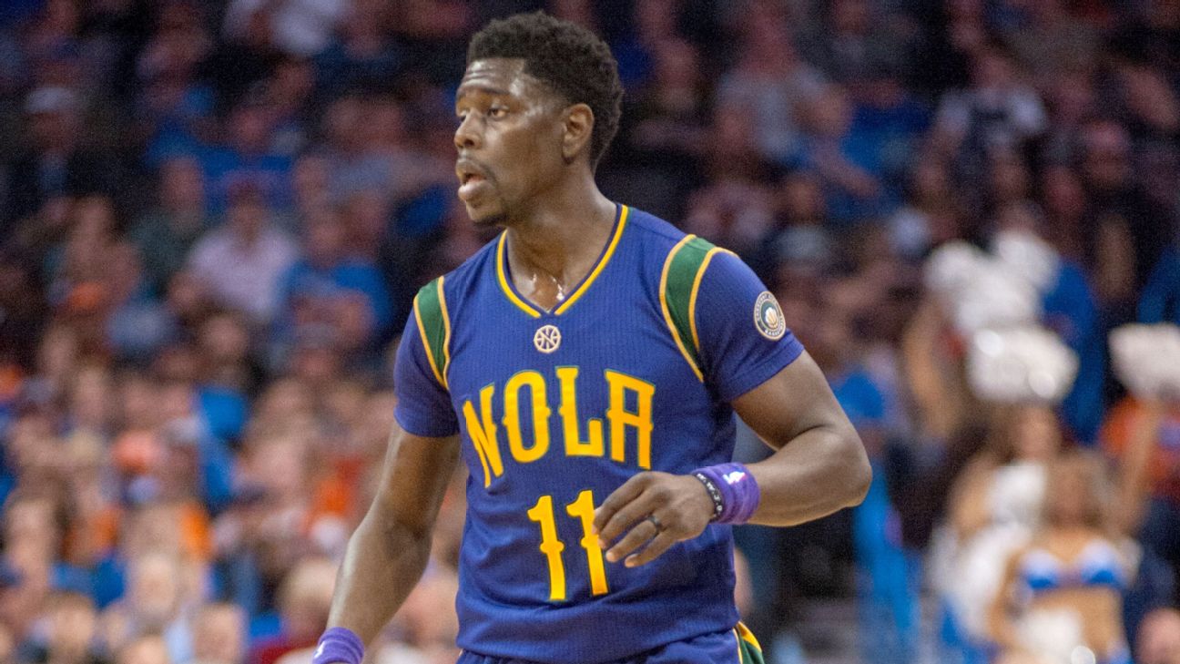 jrue holiday contract