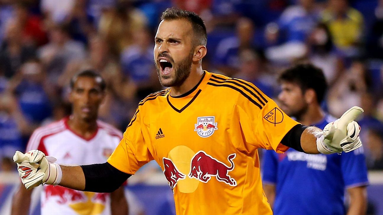 New York Red Bulls acquire 'keeper Kyle Reynish from Chicago Fire