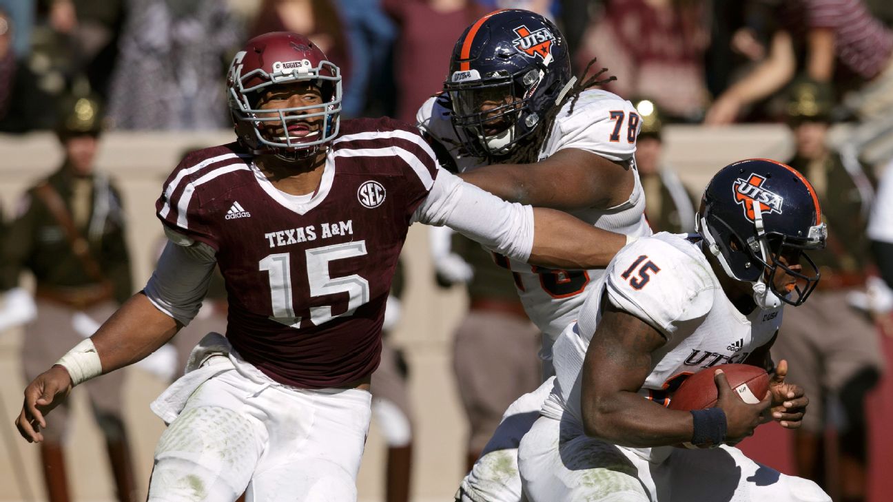 Myles Garrett puts on display at Texas A&M pro day