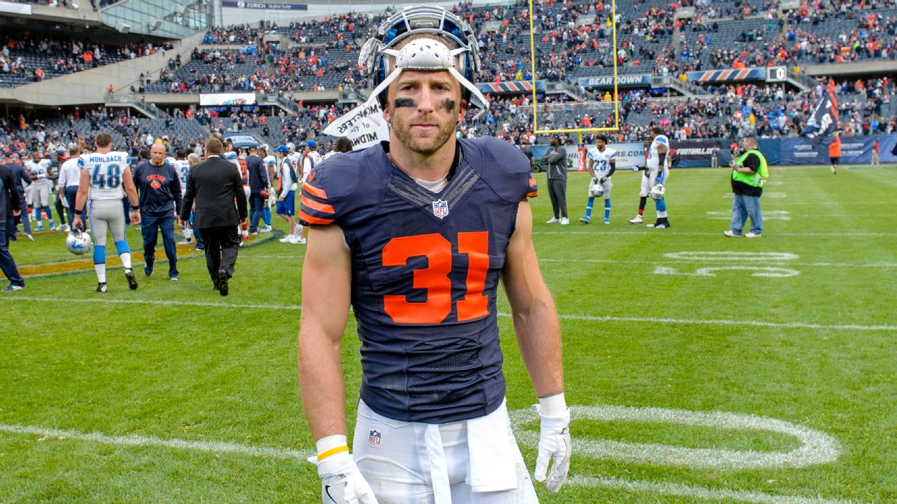 Chicago Bears re-sign S Chris Prosinski 