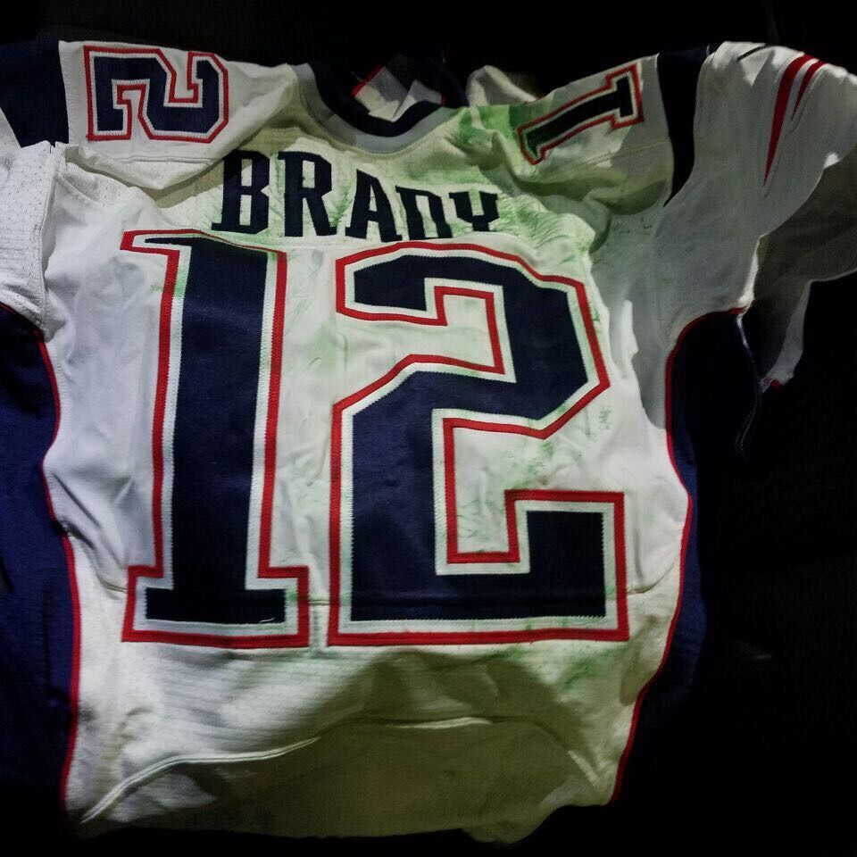 Tom Brady's stolen Super Bowl jersey found in possession of international  media member - ESPN